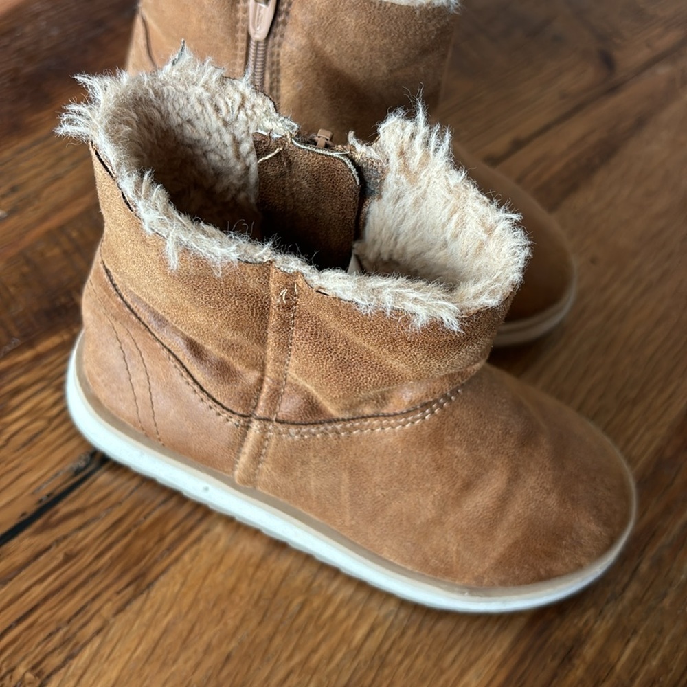 Zara Baby fur lined dream big shoes size 23 eu size 6 us. - Picture 2 of 12